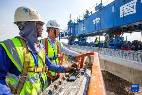 錦繡中國年丨中泰高鐵施工一線的春節(jié)堅(jiān)守 中國建設(shè)者用汗水鋪就友誼之路